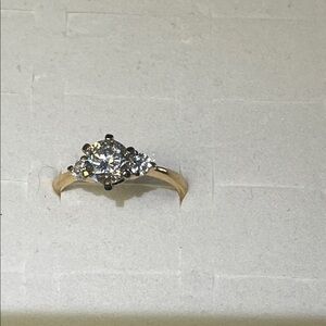 Elegant Gold Tone and Clear Gemstone Women's Ring